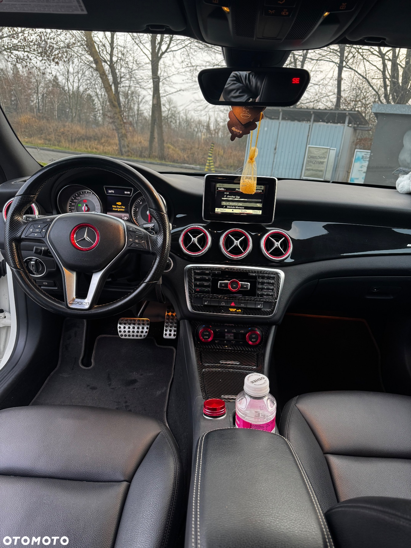 Mercedes-Benz CLA 250 4-Matic AMG Line - 8