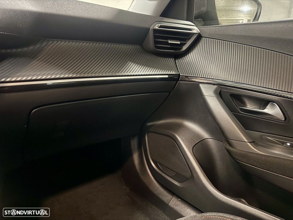 Peugeot 2008 1.2 PureTech Active Pack EAT8 - 19