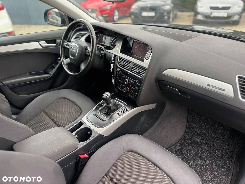 Audi A4 Allroad - 13