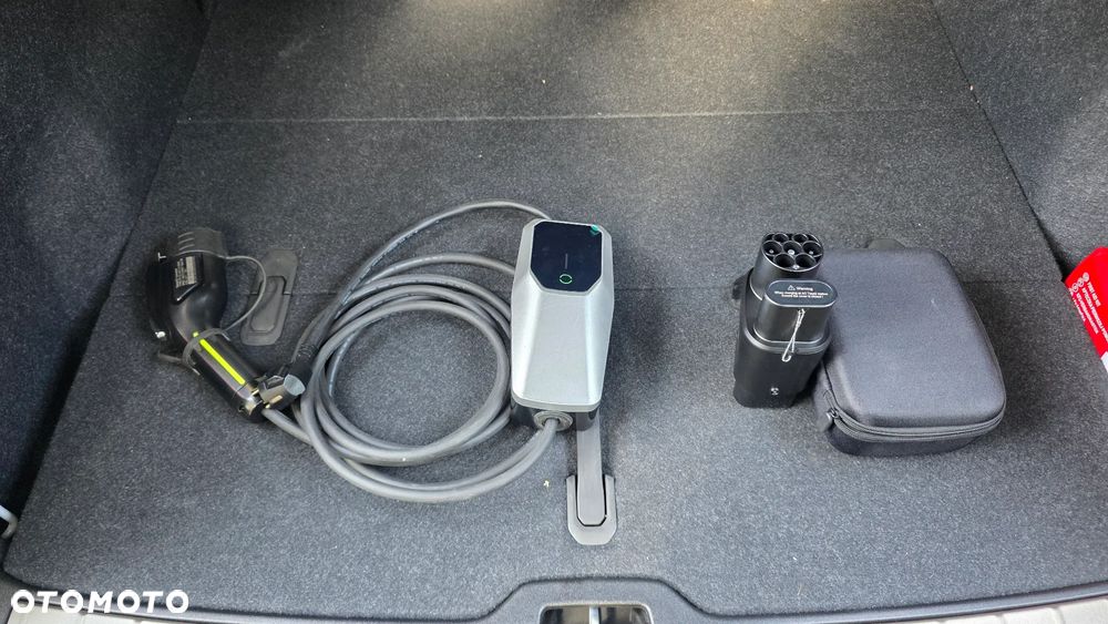 Volvo C40 P8 Recharge AWD Plus - 17
