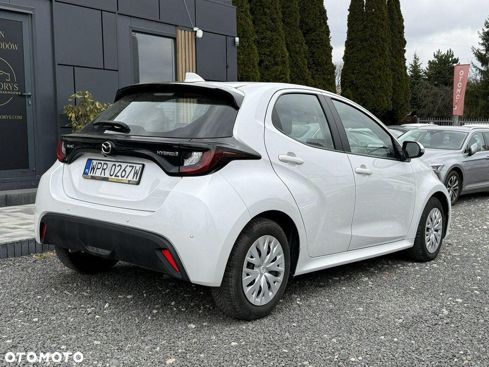 Mazda 2 Hybrid - 6