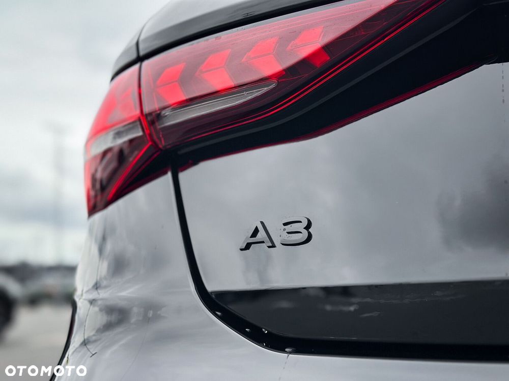 Audi A3 Sportback - 13