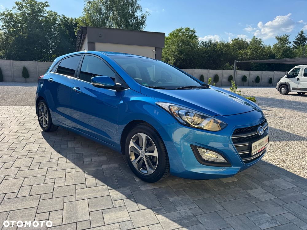 Hyundai i30 1.4 GO Plus - 14