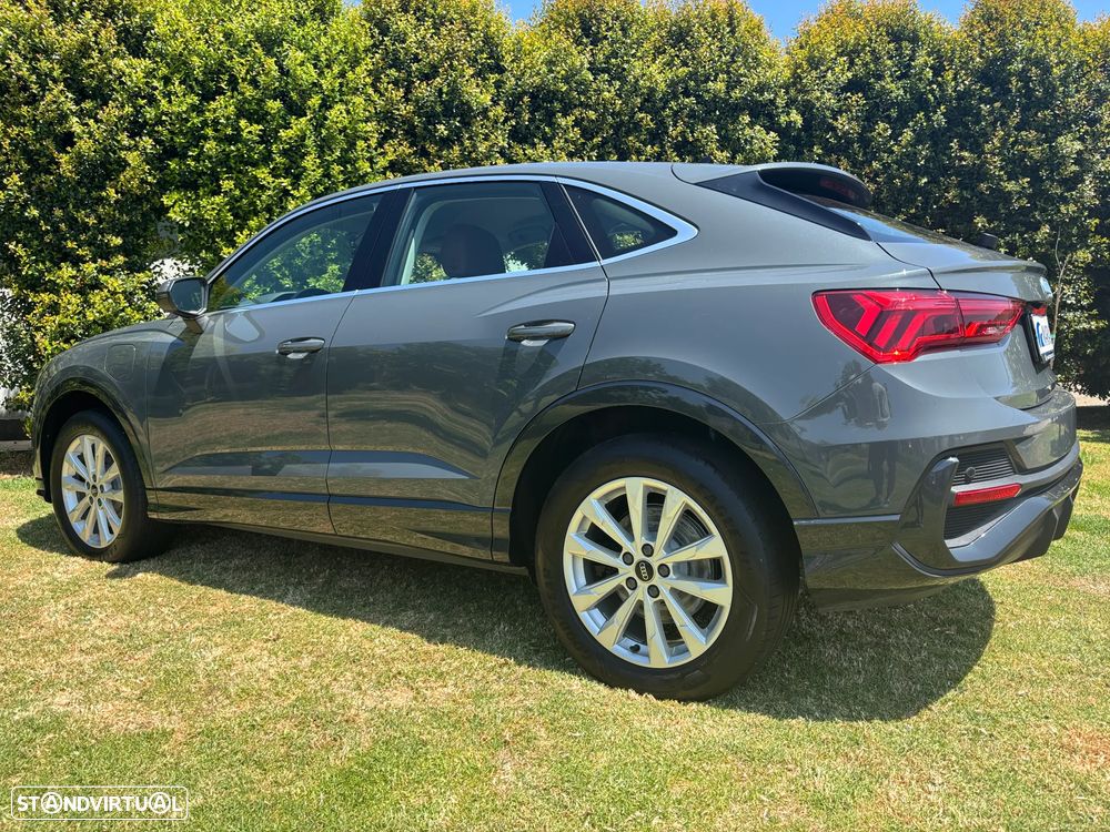 Audi Q3 45 TFSIe S tronic S line - 10