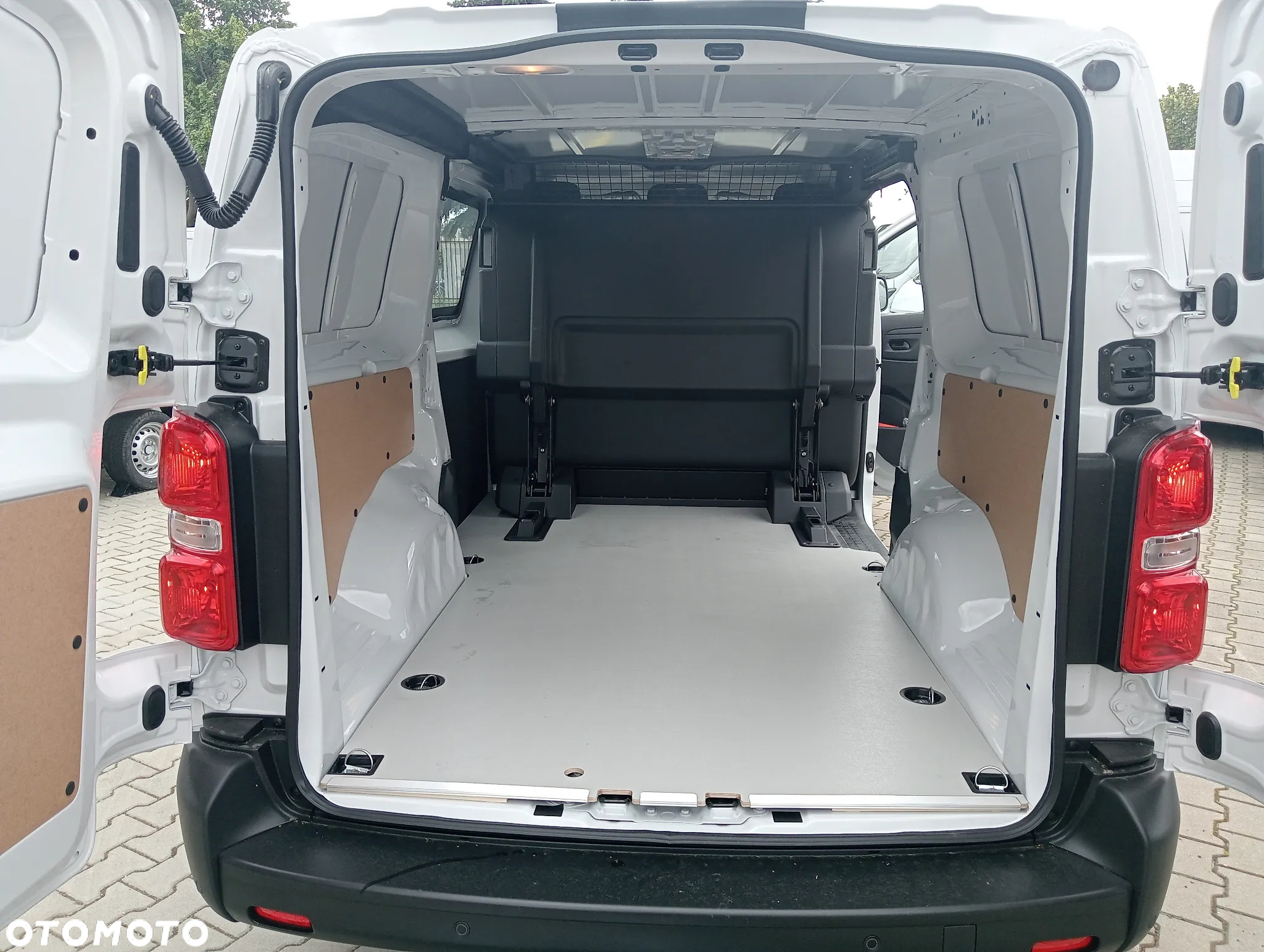 Opel Vivaro - 6
