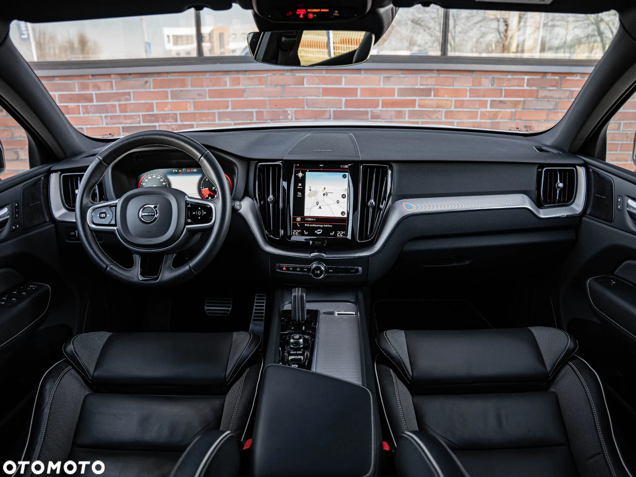 Volvo XC 60 B4 D AWD Plus Dark - 6