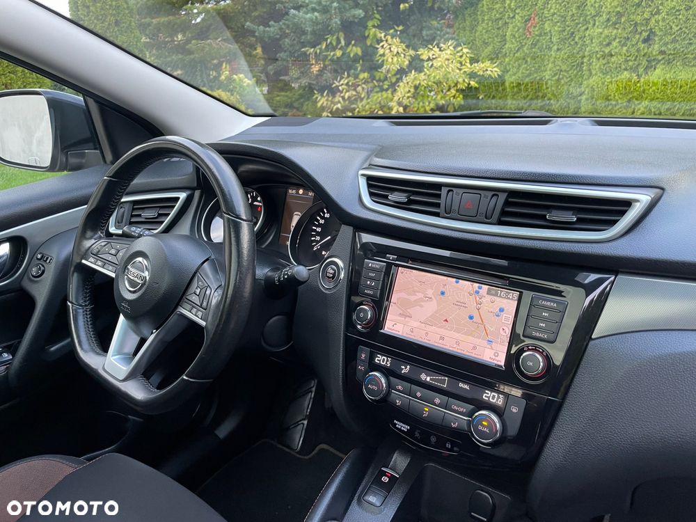 Nissan Qashqai 1.7 dCi N-MOTION - 9