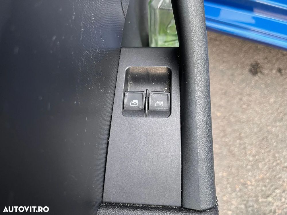 Skoda RAPID 1.0 TSI Clever - 12