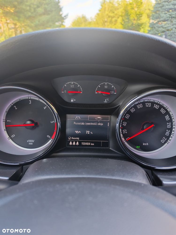 Opel Astra 1.6 CDTI Essentia - 26