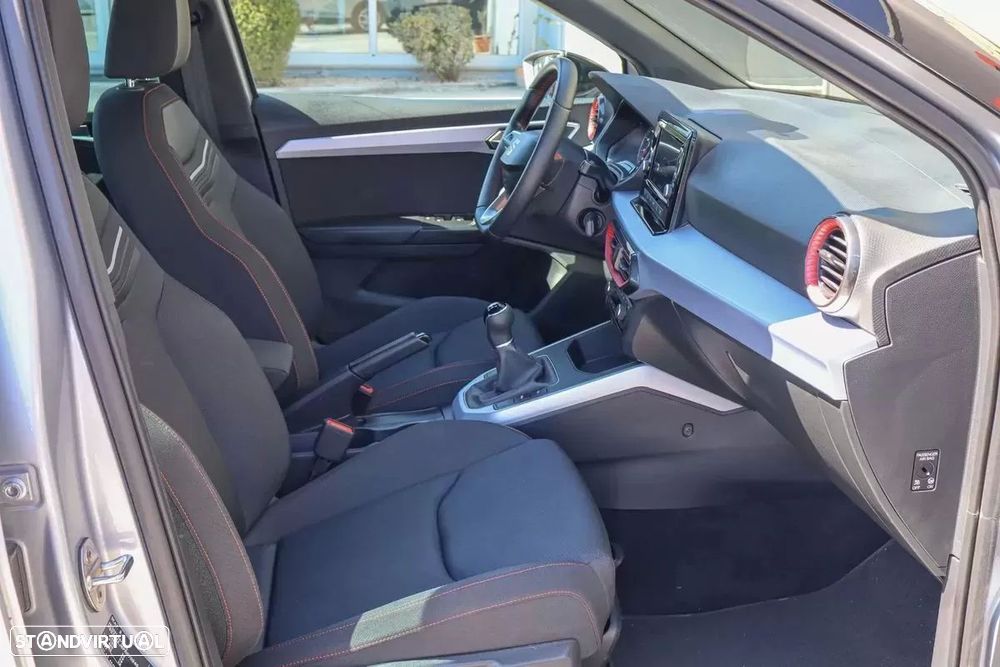SEAT Arona 1.0 TSI FR - 19