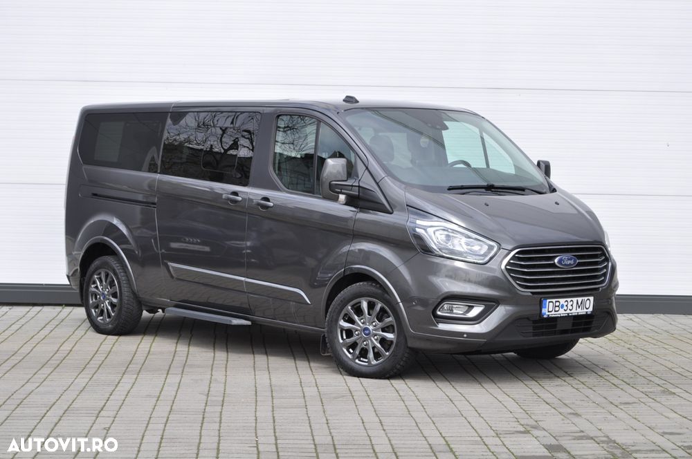 Ford Tourneo Custom Bus 320 2.0 EcoBlue 130 CP L2H1 Titanium Aut. - 4
