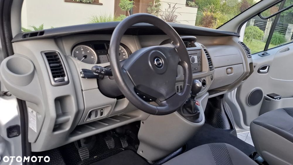 Opel VIVARO - 19