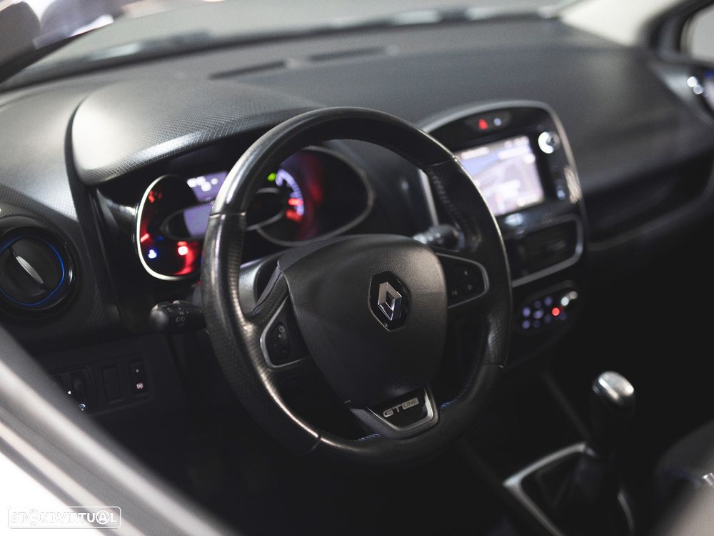 Renault Clio Sport Tourer 1.5 dCi GT Line - 14