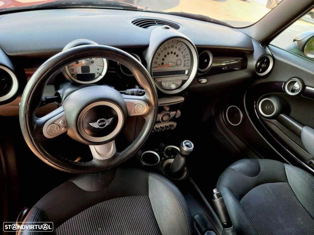 MINI 3 Portas Cooper D - 9