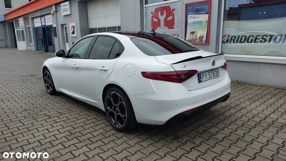 Alfa Romeo Giulia 2.0 Turbo TI Q4 - 5
