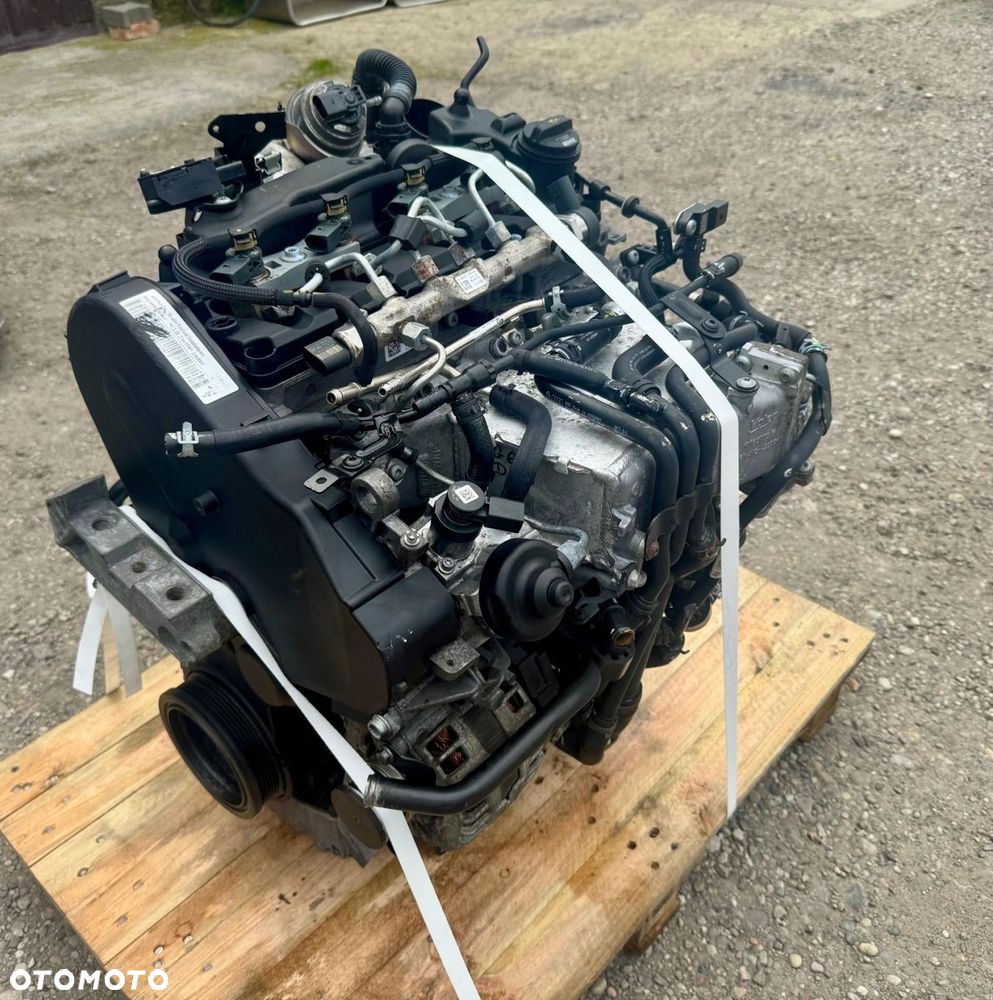 SILNIK KOMPLETNY VW Golf VII 1.6 CLH CLHC - 1