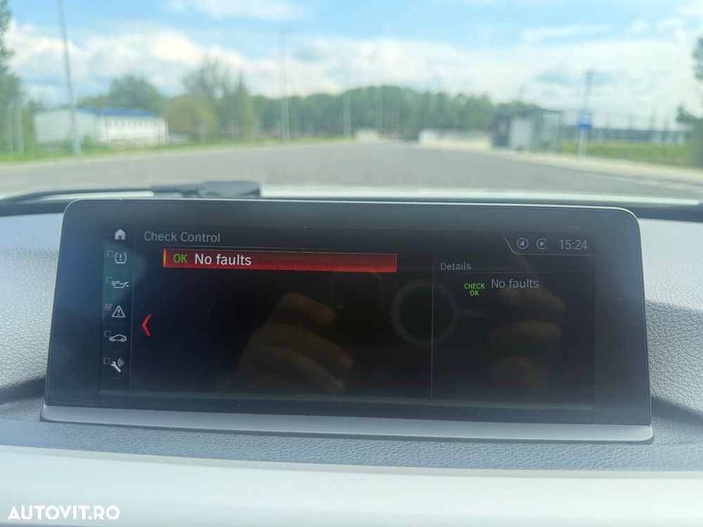 BMW Seria 3 320i Aut. Sport Line - 21