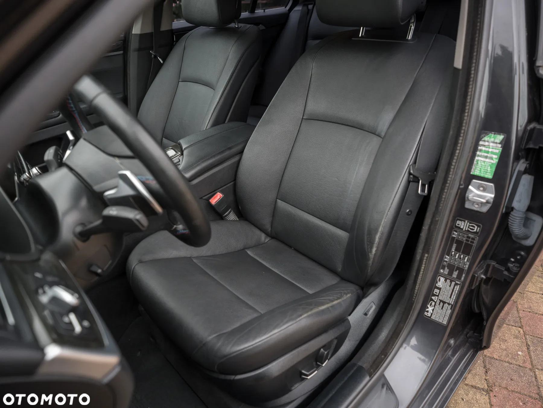 BMW Seria 5 525d Touring Sport-Aut Luxury Line - 26