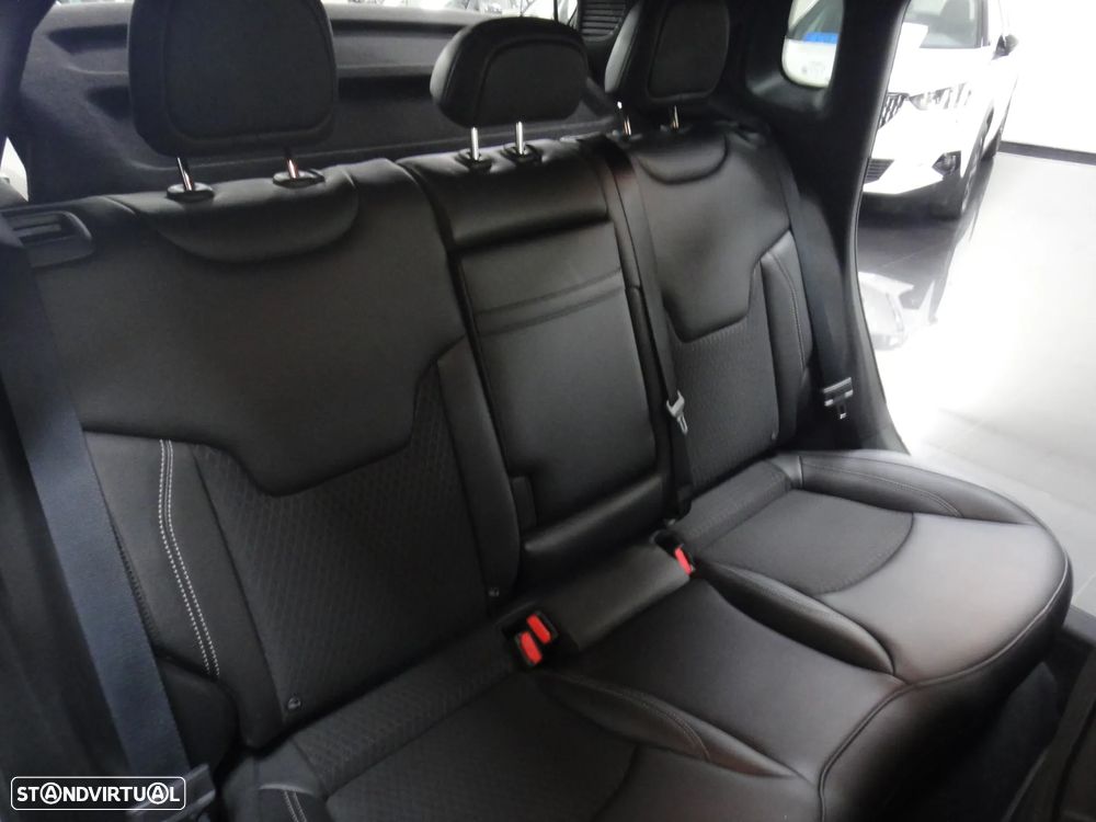 Jeep Compass 1.3 T4 4xe Auto Limited - 22