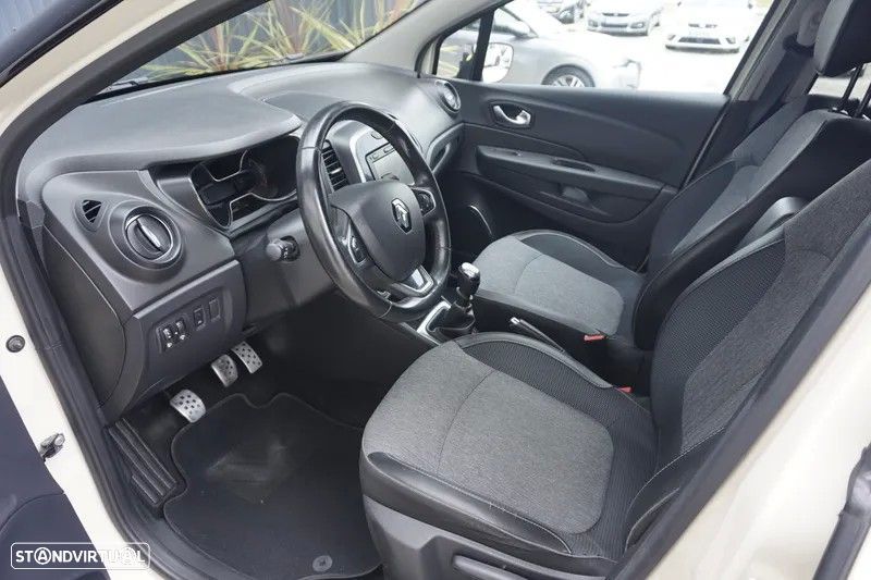 Renault Captur 1.2 TCe Exclusive - 4