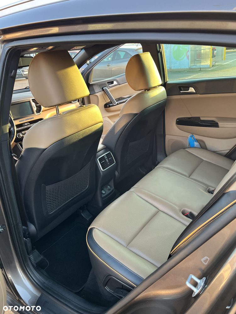 Kia Sportage 1.7 CRDI Business Line 2WD DCT - 11