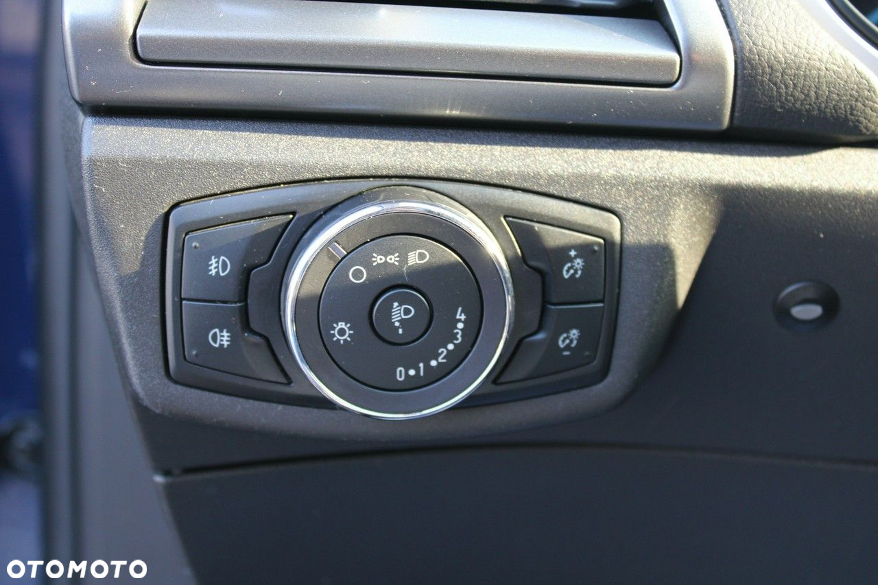 Ford Mondeo - 24
