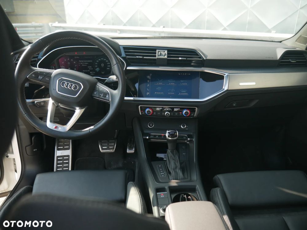 Audi Q3 - 12