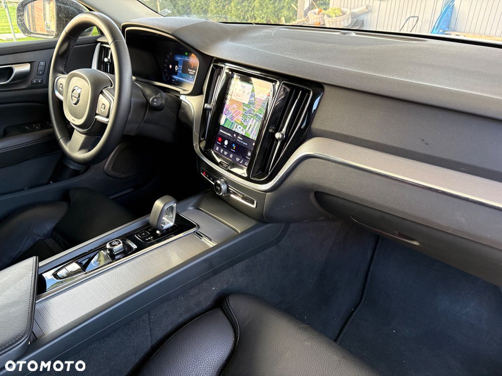 Volvo V60 B4 D Momentum Core - 7