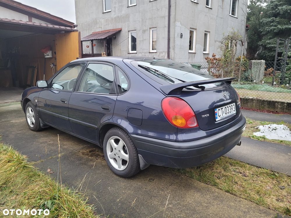 Toyota Corolla 1.4 VVT-i - 10