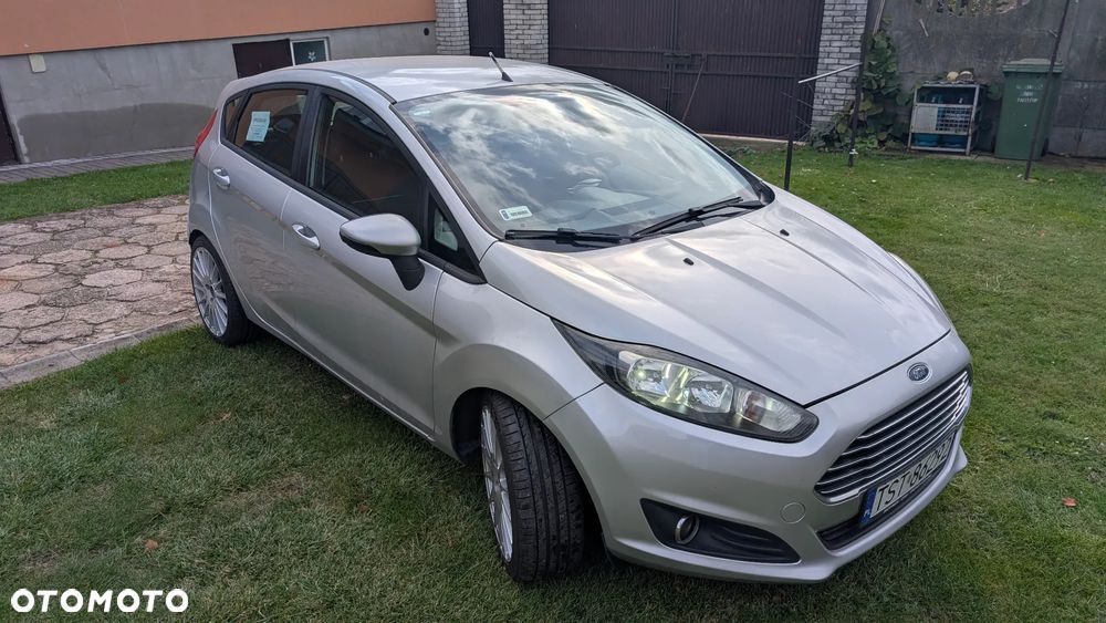 Ford Fiesta - 2
