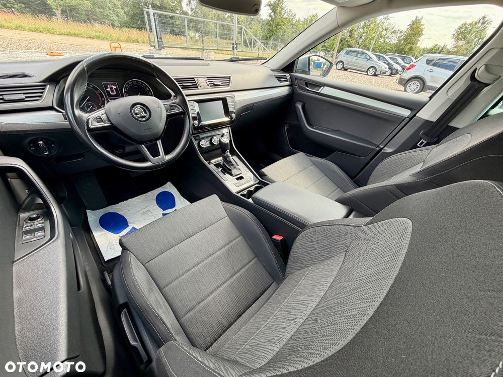 Skoda Superb 1.8 TSI Ambition DSG - 21