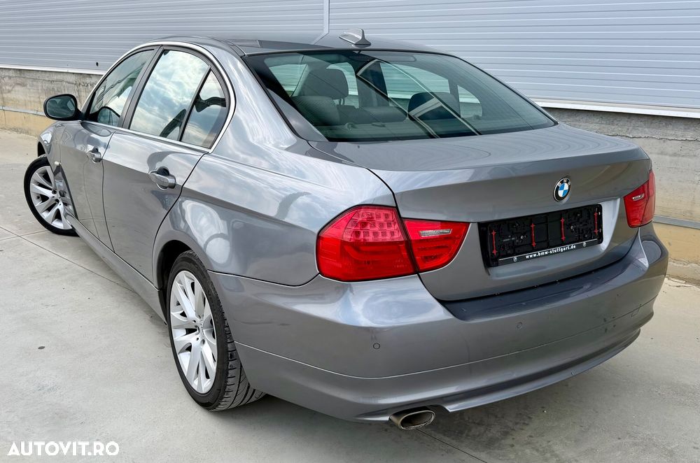 BMW Seria 3 320d DPF Edition Exclusive - 15