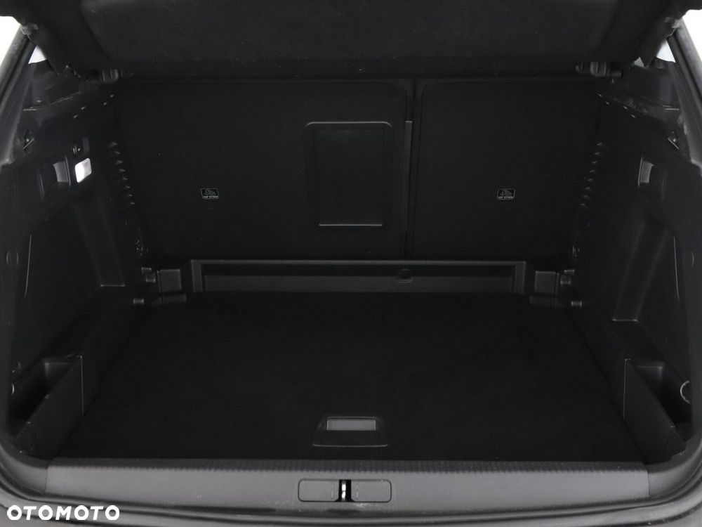 Peugeot 3008 1.2 PureTech Active Pack S&S - 20