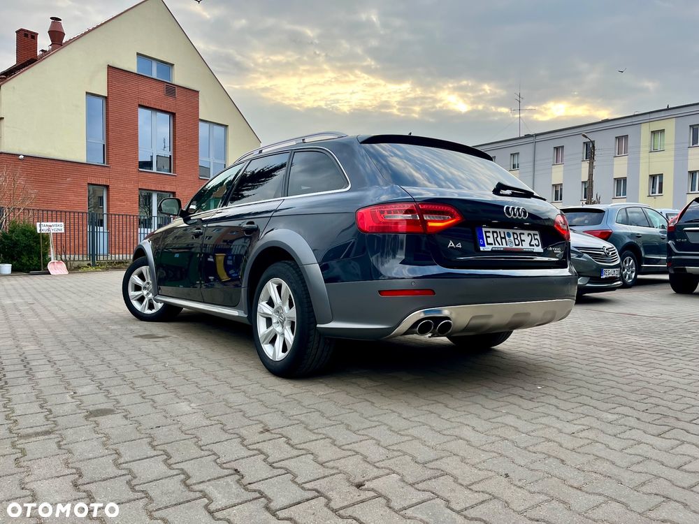 Audi A4 Allroad - 14