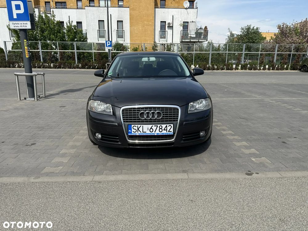 Audi A3 3-drzwiowe 1.6 Attraction - 1