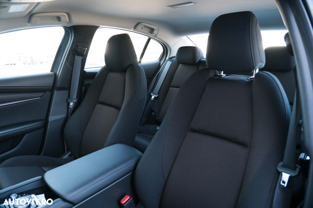 Mazda 3 - 15