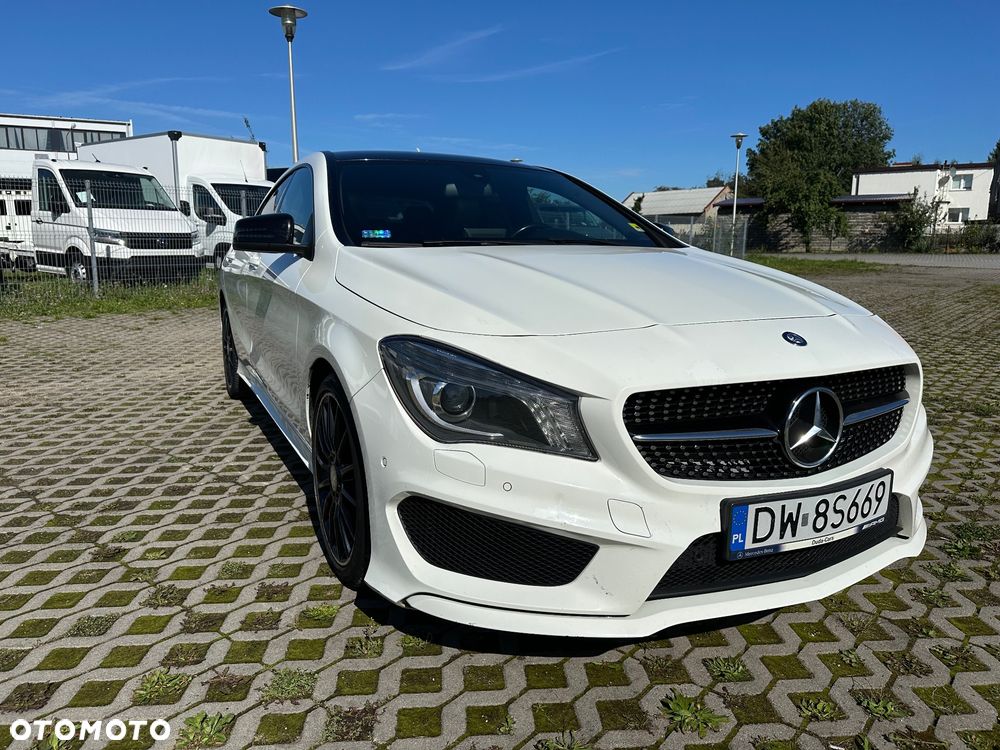 Mercedes-Benz CLA - 4