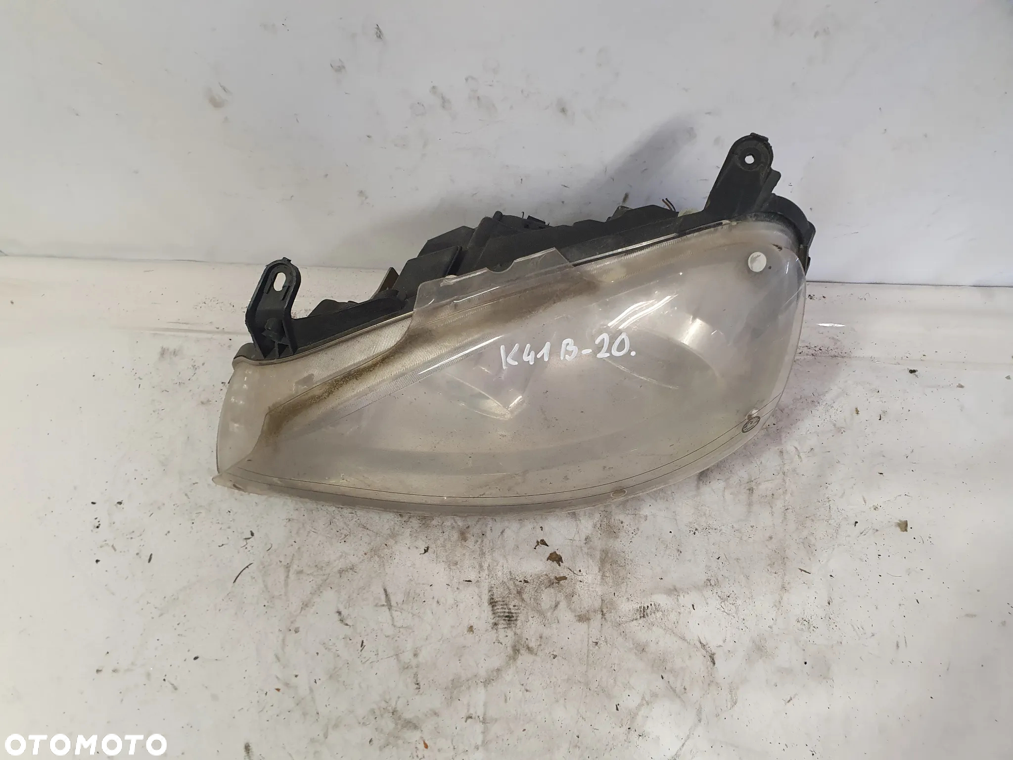 * LAMPA PRZEDNIA LEWA PRZÓD LEWO OPEL CORSA C - 4