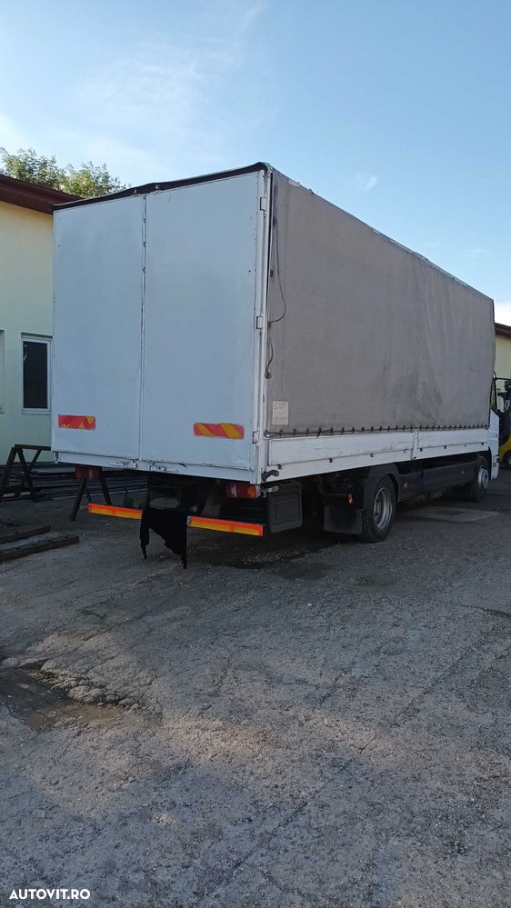 Dezmembrez Mercedes Atego - 4
