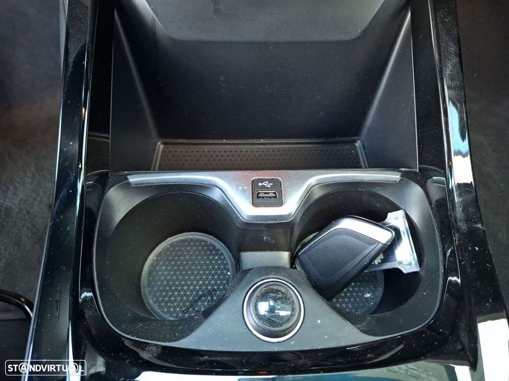 BMW 116 d Pack Desportivo M Auto - 21