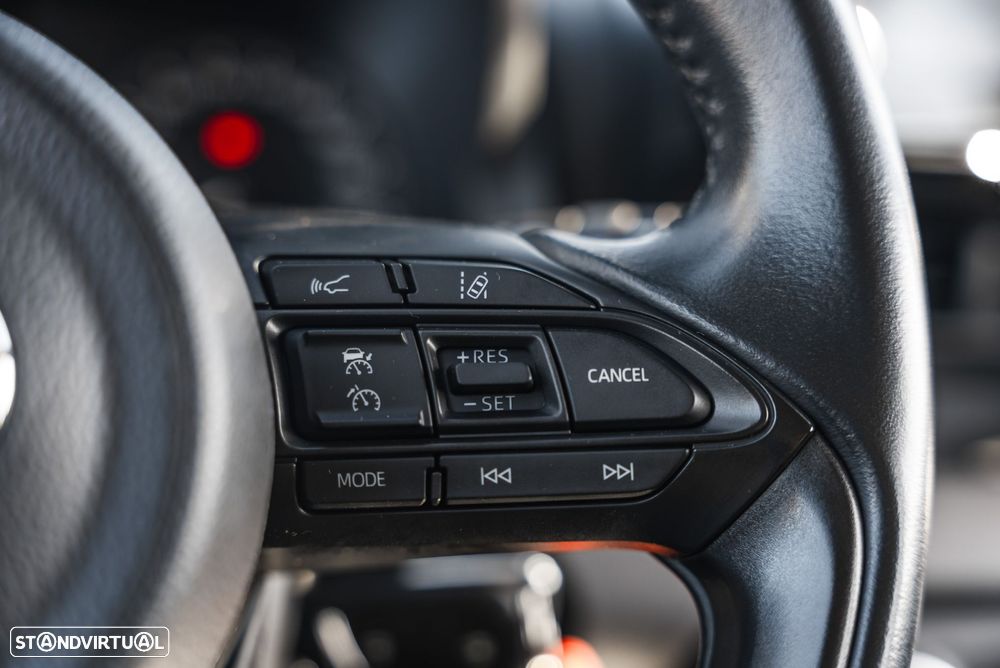 Toyota Yaris 1.0 VVT-i Comfort Plus - 17