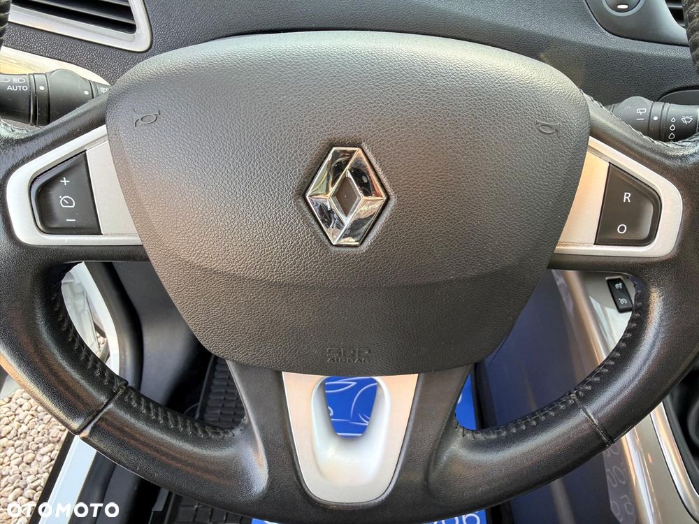 Renault Scenic dCi 110 Xmod Paris - 21