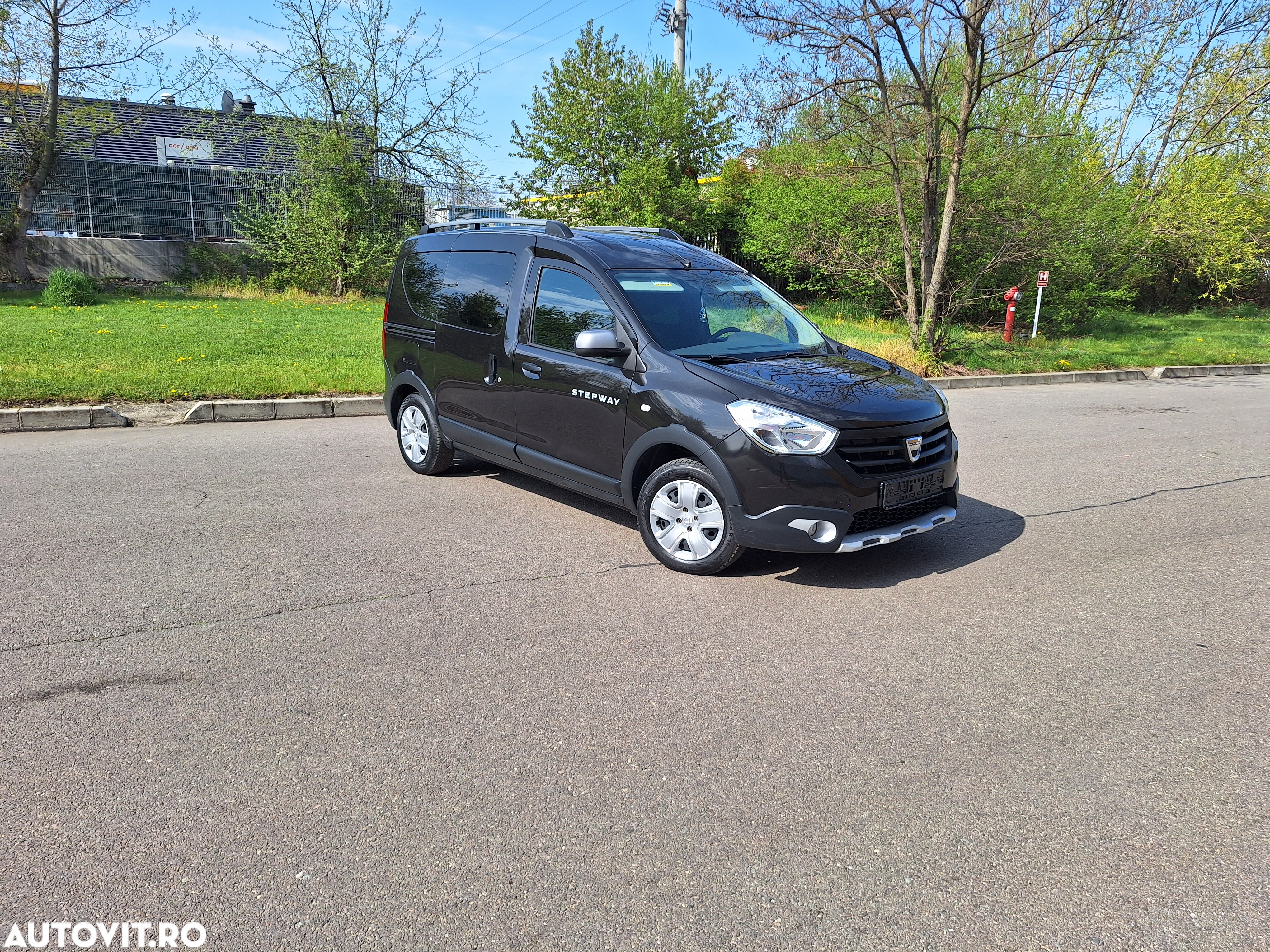 Dacia Dokker 1.5 dCi 90 CP Stepway - 4