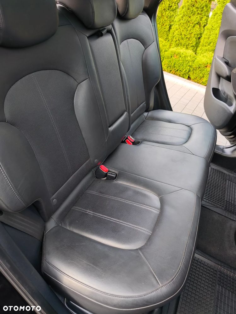 Hyundai ix35 2.0 CRDi 4WD Automatik Premium - 22