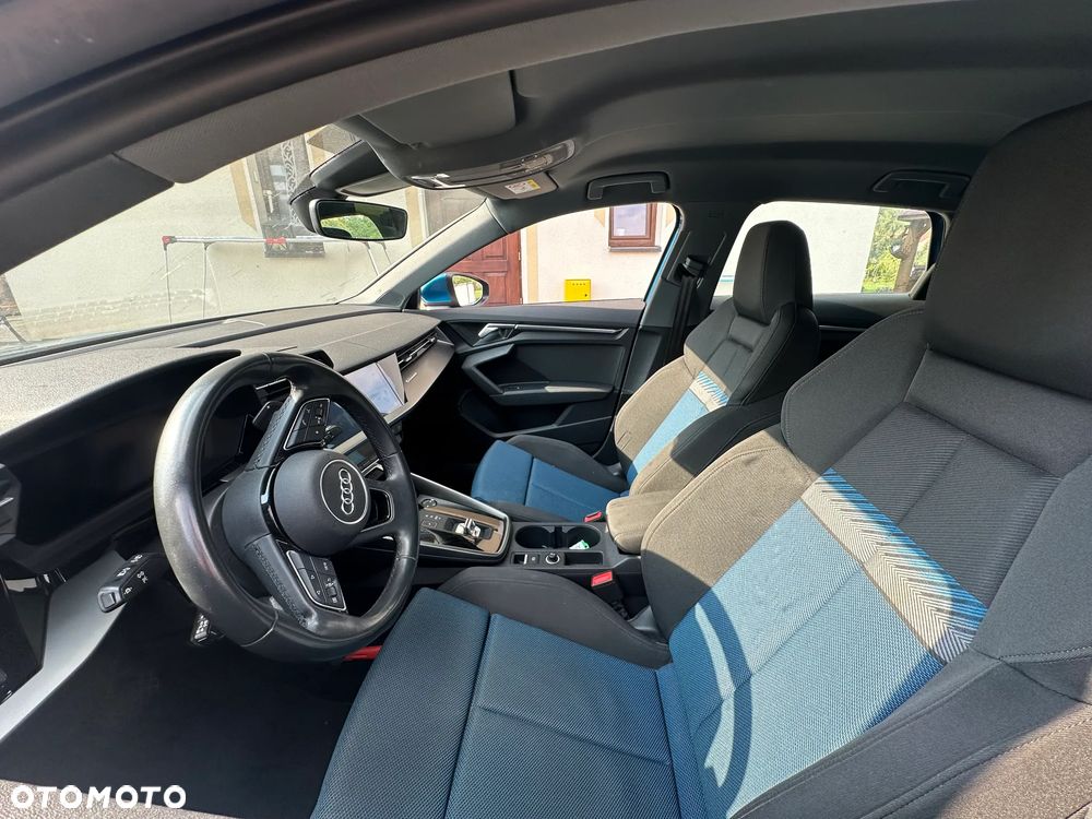 Audi A3 Sportback 35 TFSI cylinder on demand S tronic design - 9