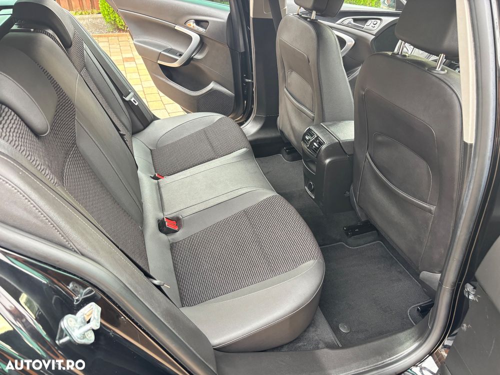 Opel Insignia 2.0 CDTI ecoFLEX Start/Stop Business Edition - 9