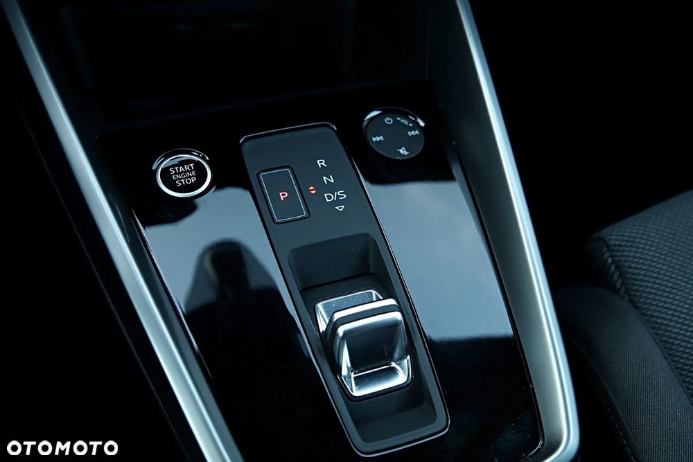 Audi A3 Limousine 35 TFSI Sport S tronic - 31