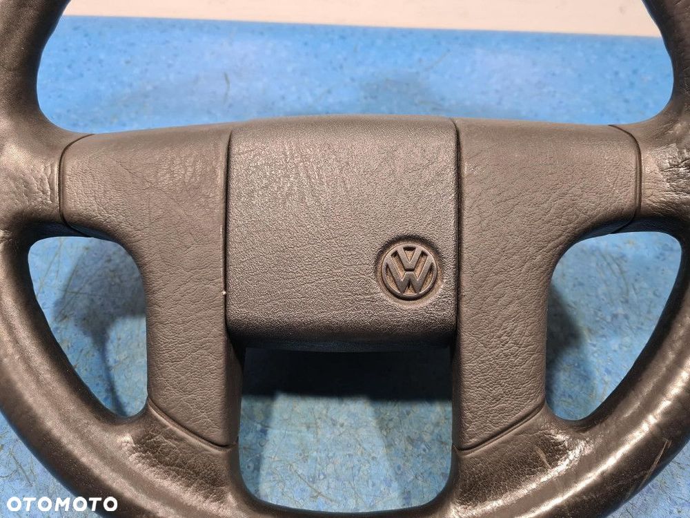 VOLKSWAGEN PASSAT B3 1.9 D KIEROWNICA. - 2