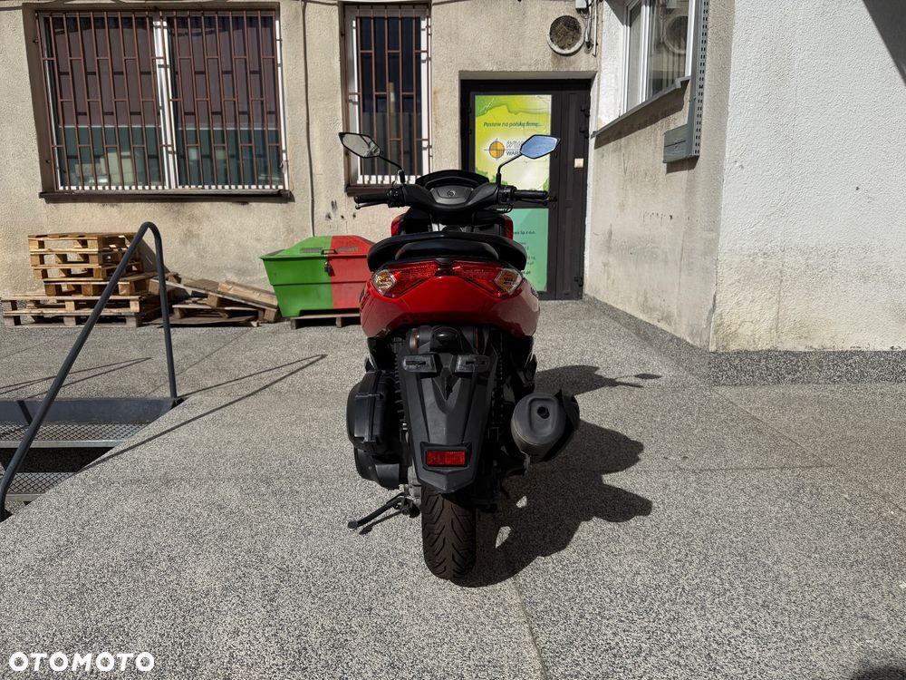 Yamaha NMAX - 6