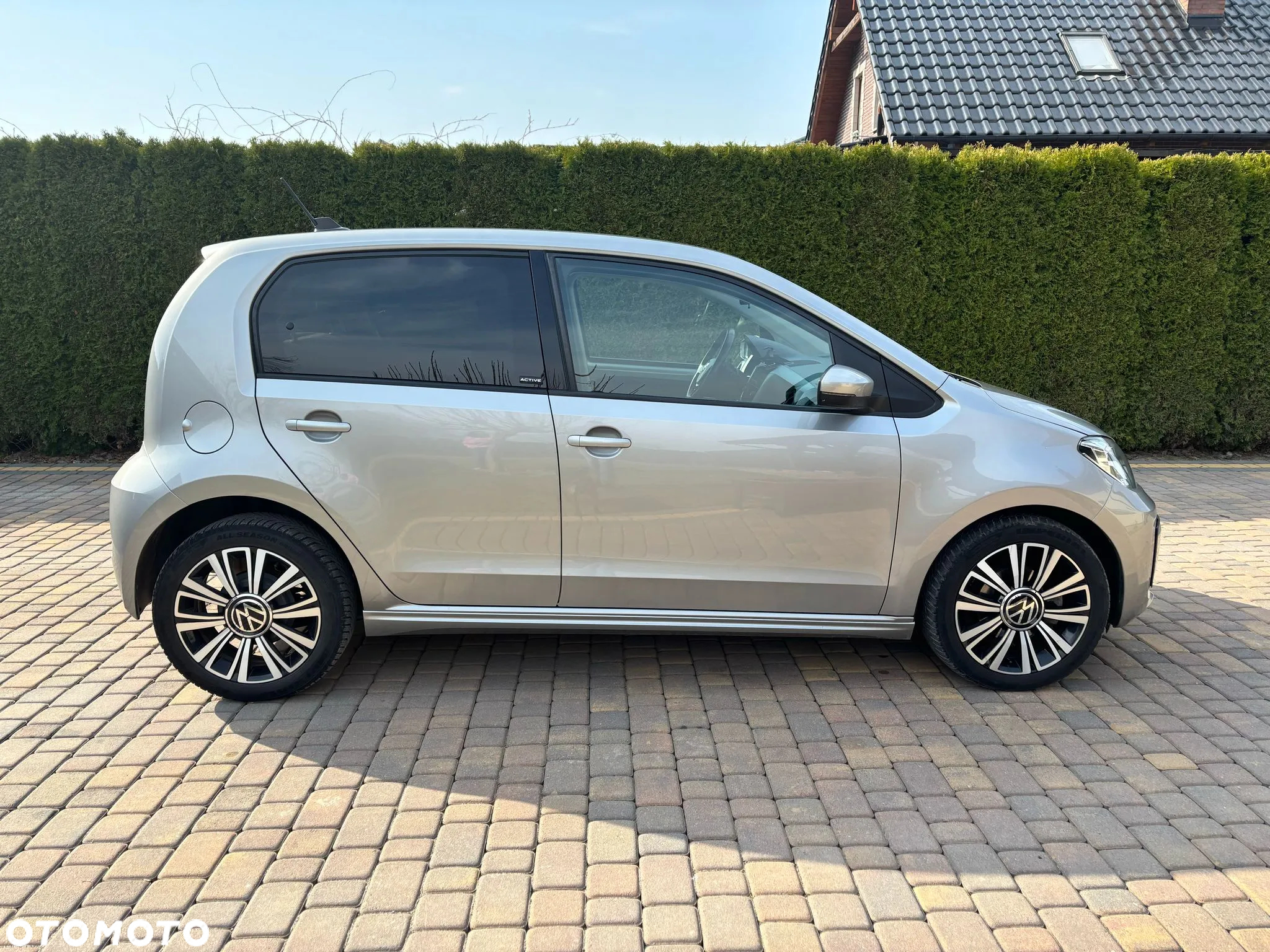 Volkswagen up! e-up - 24
